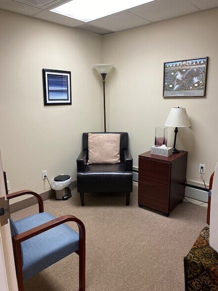 More Photos Of 1 Barstow Rd, Great Neck Apartments For Sale