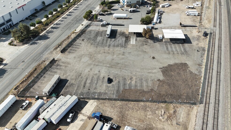 More Photos Of 19800 Cajon blvd, San Bernardino Land For Lease