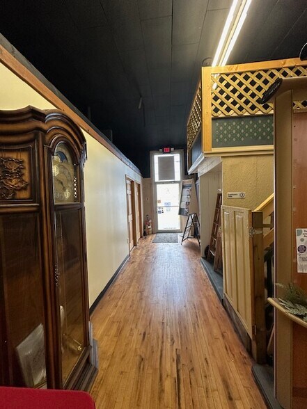 More Photos Of 144 E Huron St, Bad Axe Storefront For Sale