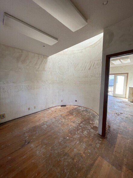 More Photos Of 3421 O St, Lincoln Medical For Sale