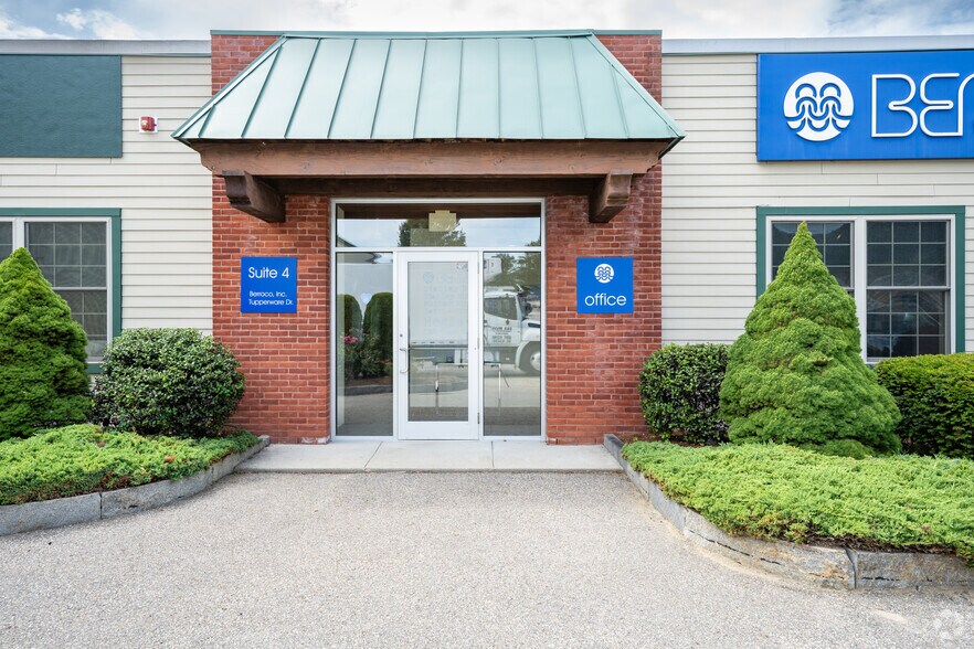 More Photos Of 1 Tupperware Dr, North Smithfield Light Distribution For Lease