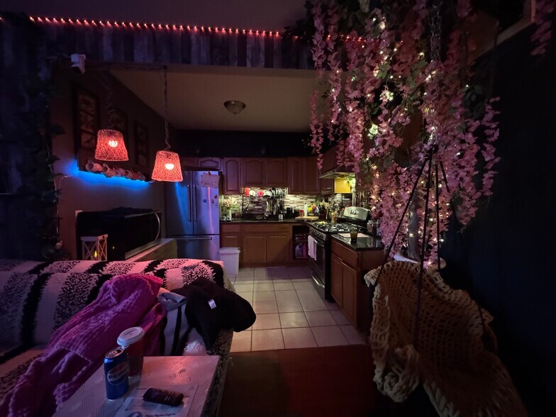 More Photos Of 533 E Landis Ave, Vineland Storefront Retail Residential For Sale