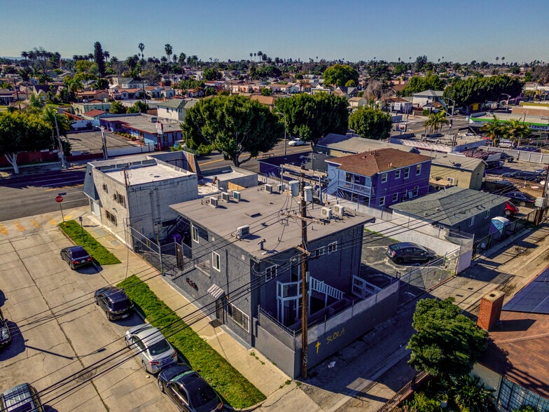 More Photos Of 7051-7053 3rd Ave, Los Angeles Storefront Retail Residential For Sale