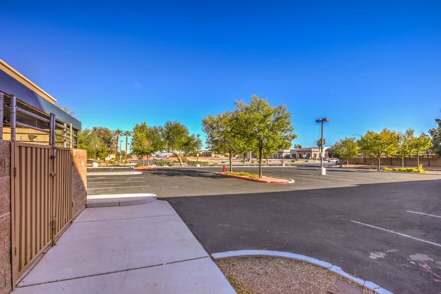 More Photos Of 2943 W Craig Rd, North Las Vegas Storefront For Lease