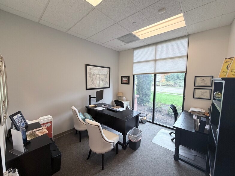 More Photos Of 100 Cortona Way, Brentwood Medical For Sale