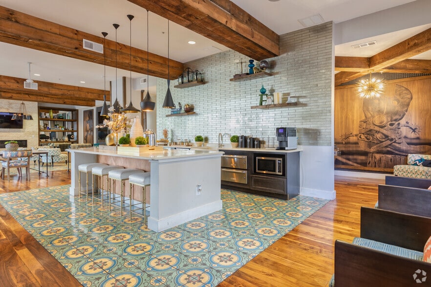 More Photos Of 385 E Las Colinas Blvd, Irving Apartments For Lease