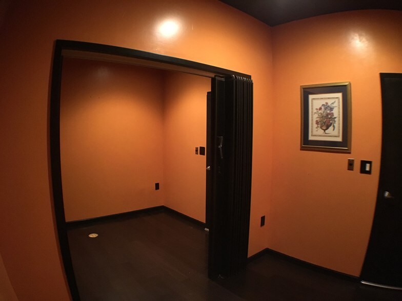 More Photos Of 2355 Cumberland Pky SE, Atlanta Freestanding For Lease