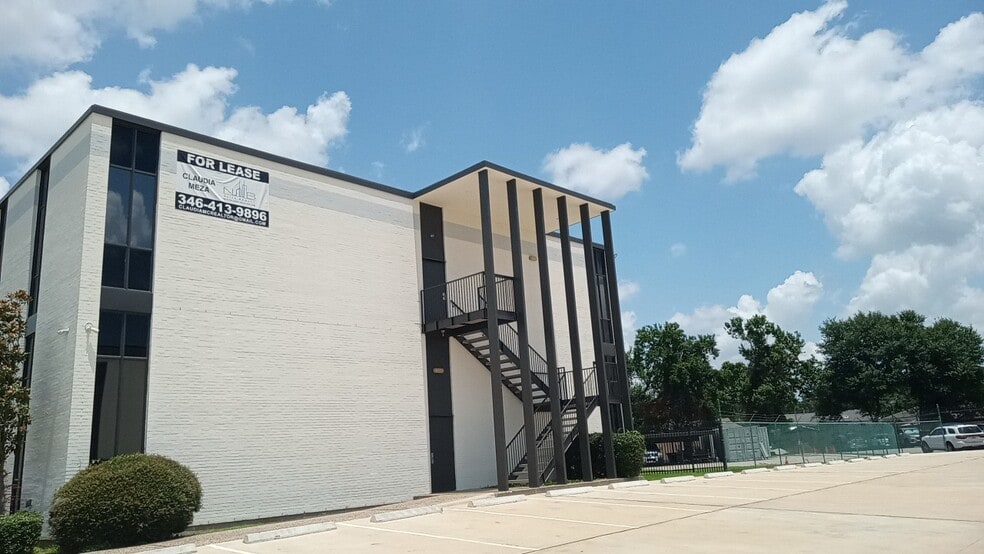 More Photos Of 7141 Office City Dr, Houston Unknown For Lease