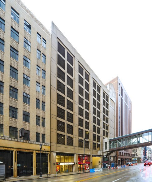 Primary Photo Of 720 N Water St, Milwaukee Parking Garage For Lease