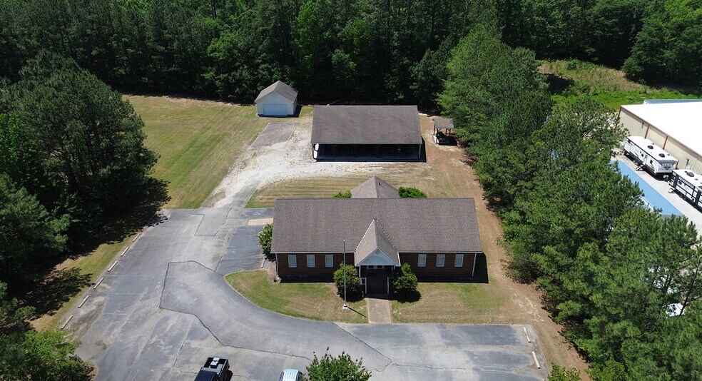 More Photos Of 10300 Corporate Rd, Petersburg Office For Sale
