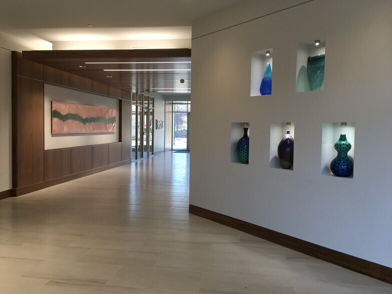 More Photos Of 301 College St, Asheville Office For Lease