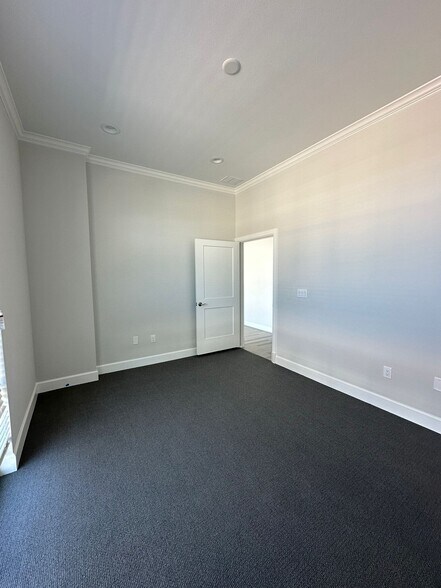 More Photos Of 3801 N Central Expy, McKinney Office For Lease
