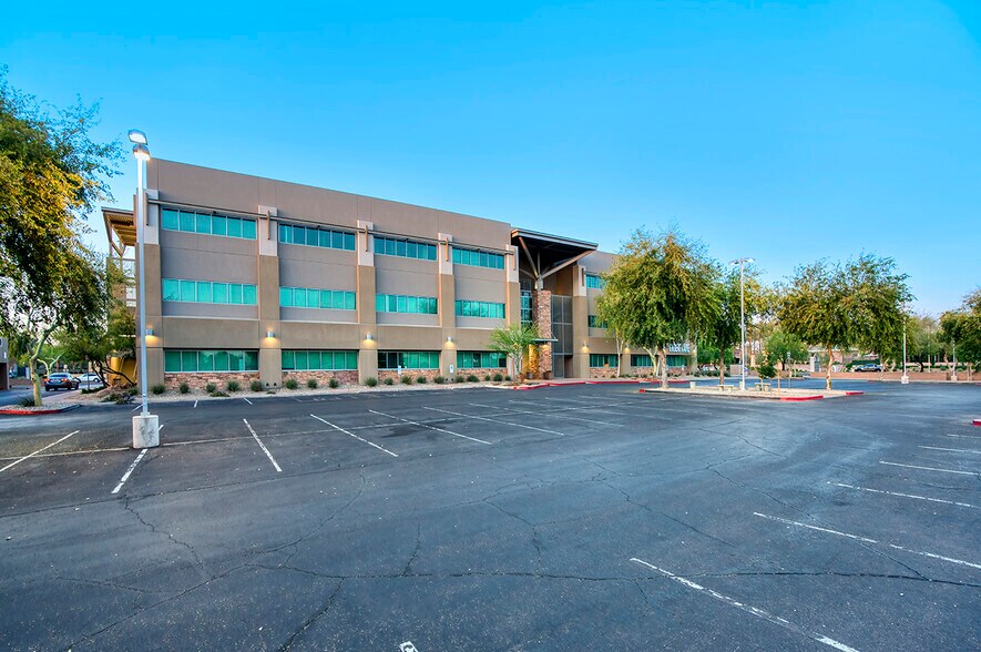 More Photos Of 20940 N Tatum Blvd, Phoenix Unknown For Lease
