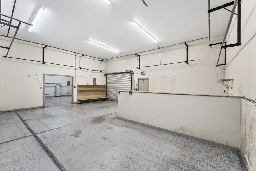 More Photos Of 4159 Electric Way, Port Charlotte Warehouse For Sale