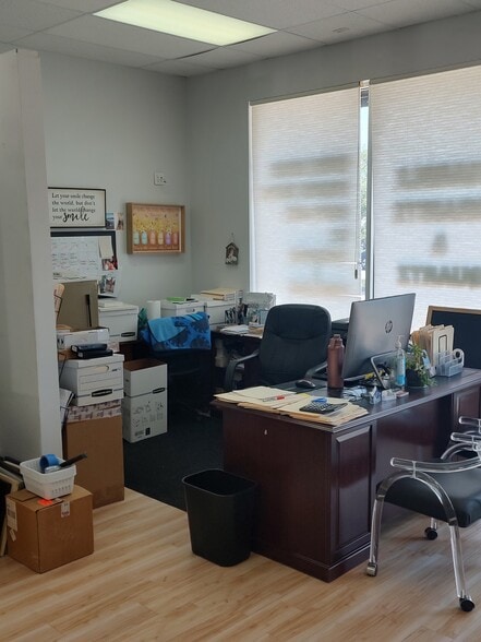 More Photos Of 1558 Palm Beach Lakes Blvd, West Palm Beach Freestanding For Lease