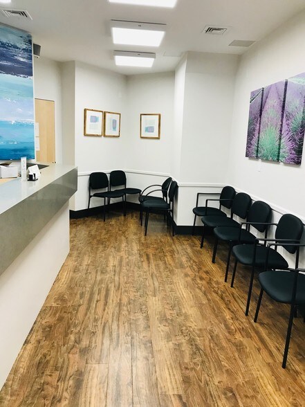 More Photos Of 2391 Bell Blvd, Bayside Medical For Lease