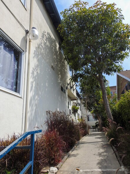 More Photos Of 234 S Normandie Ave, Los Angeles Apartments For Sale