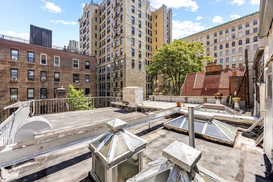 More Photos Of 311 W 78th St, New York Apartments For Sale