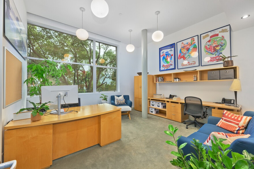More Photos Of 619 Arizona Ave, Santa Monica Office Residential For Sale