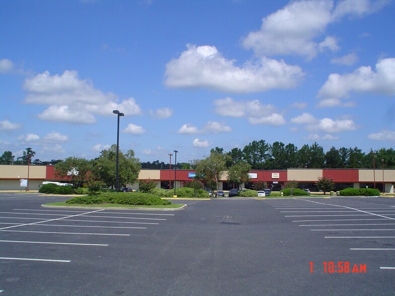More Photos Of 975 Bacons Bridge Rd, Summerville Freestanding For Lease