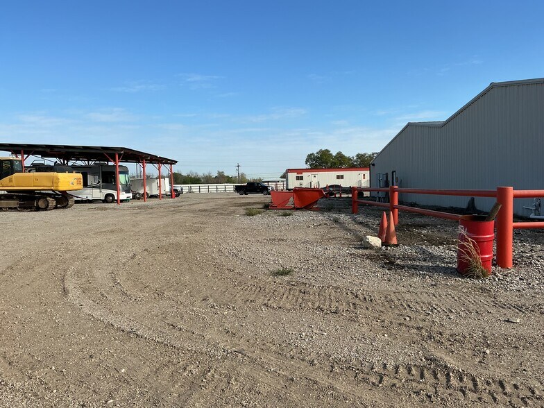 More Photos Of 3021 Hwy 190 W, Port Allen Land For Lease