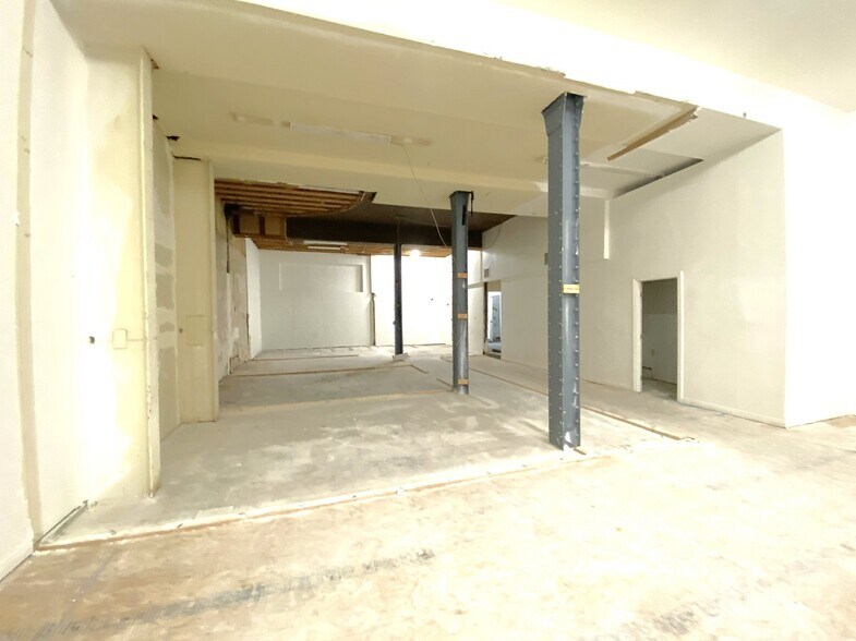 More Photos Of 619-623 S Olive St, Los Angeles Loft Creative Space For Lease