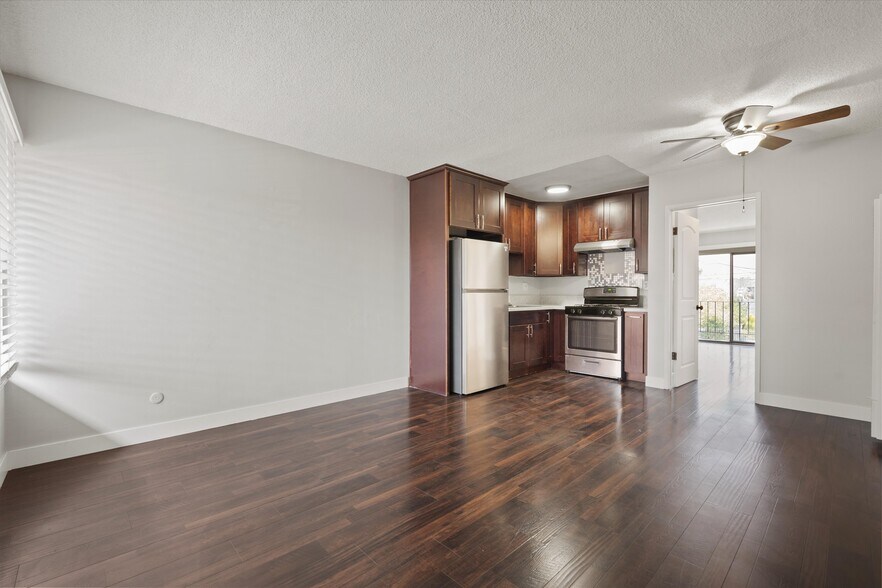 More Photos Of 1911 W 2nd St, Los Angeles Apartments For Sale