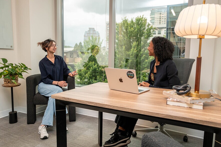 More Photos Of 121 Perimeter Ctr W, Atlanta Coworking Space