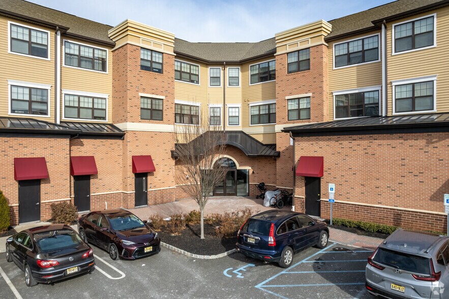 More Photos Of 1636 Stelton Rd, Piscataway Apartments For Lease