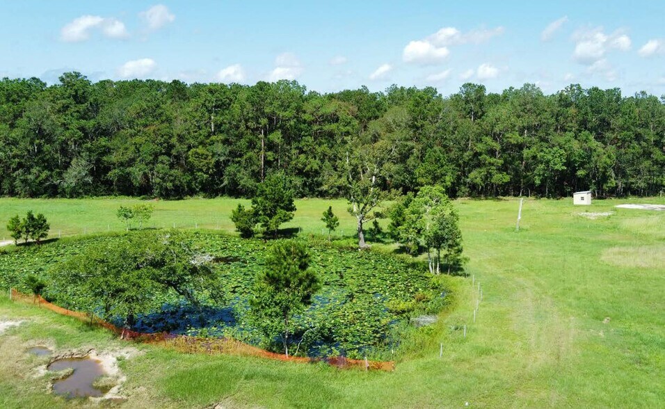 More Photos Of 26003 TX-321, Cleveland Land For Lease