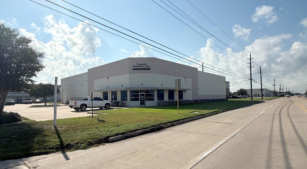 Primary Photo Of 5430 Brittmoore Rd, Houston Warehouse For Sale
