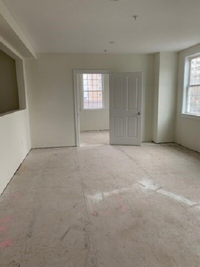 More Photos Of 899 Pleasant St, New Bedford Loft Creative Space For Lease