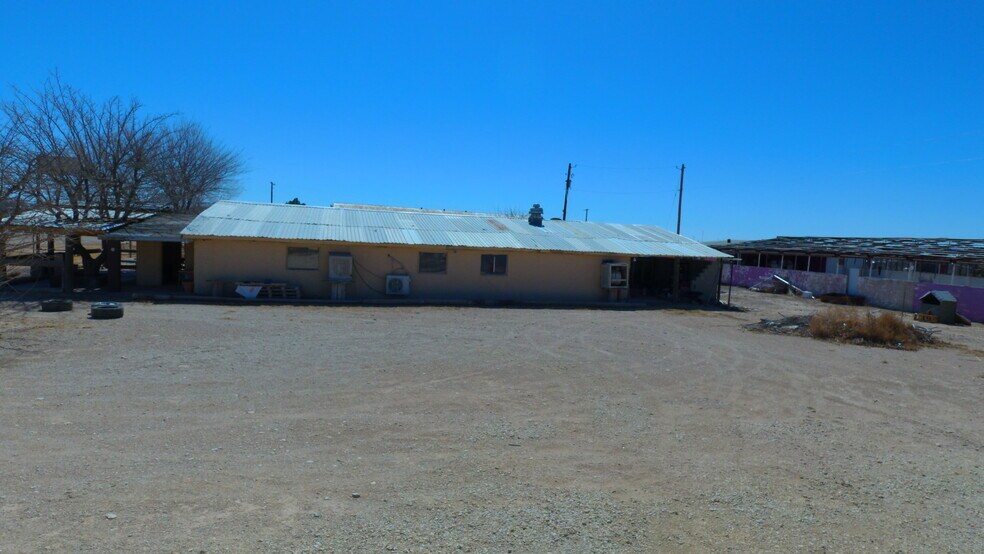 More Photos Of 1103 U.S. 385, Highway, Mccamey General Retail For Sale