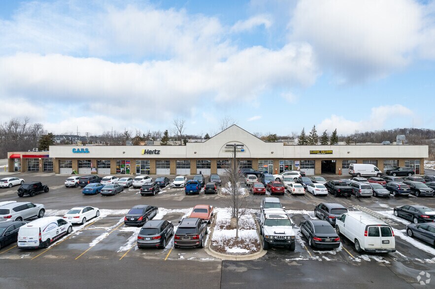 More Photos Of 24400 Novi Rd, Novi Auto Repair For Lease