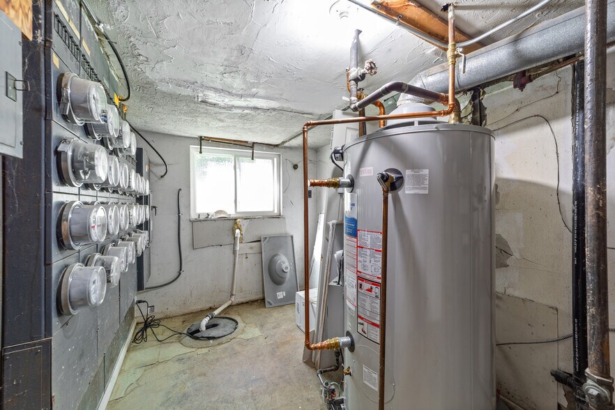 More Photos Of 5216 E Lake Rd, Sheffield Lake Apartments For Sale