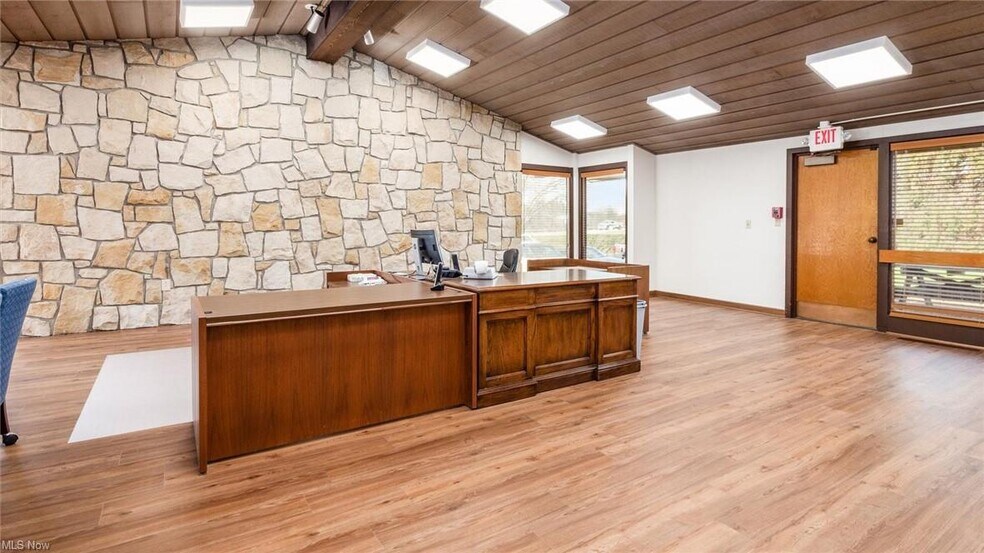 More Photos Of 9711 E Pike Rd, Cambridge Office For Lease