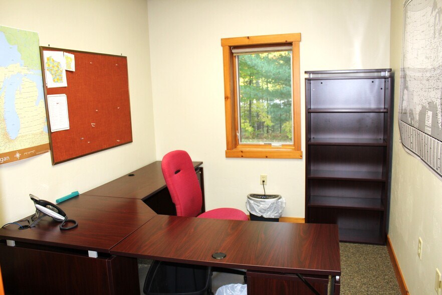 More Photos Of 9559 Bolger Lake Rd, Minocqua Office For Sale