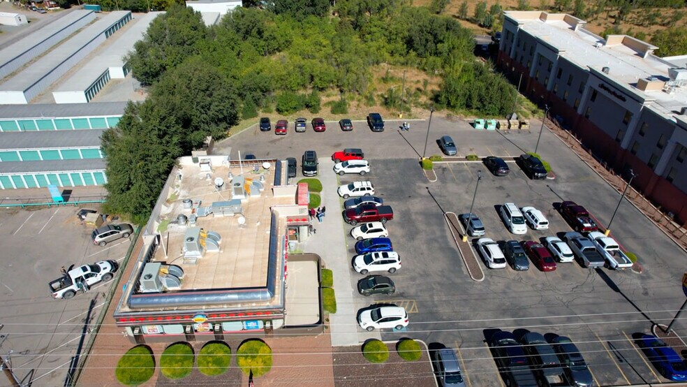 More Photos Of 26137 US Highway 70, Ruidoso Downs Restaurant For Sale