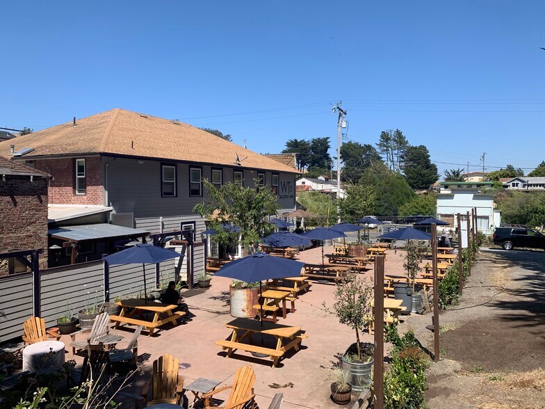 More Photos Of 26955 State Route 1, Tomales Storefront Retail Residential For Lease