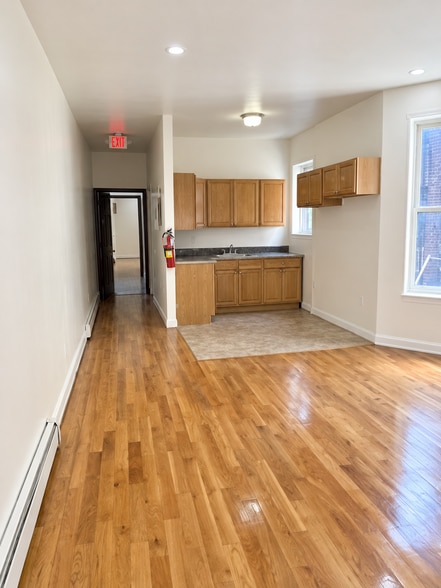 More Photos Of 492 Snediker Ave, Brooklyn Apartments For Sale