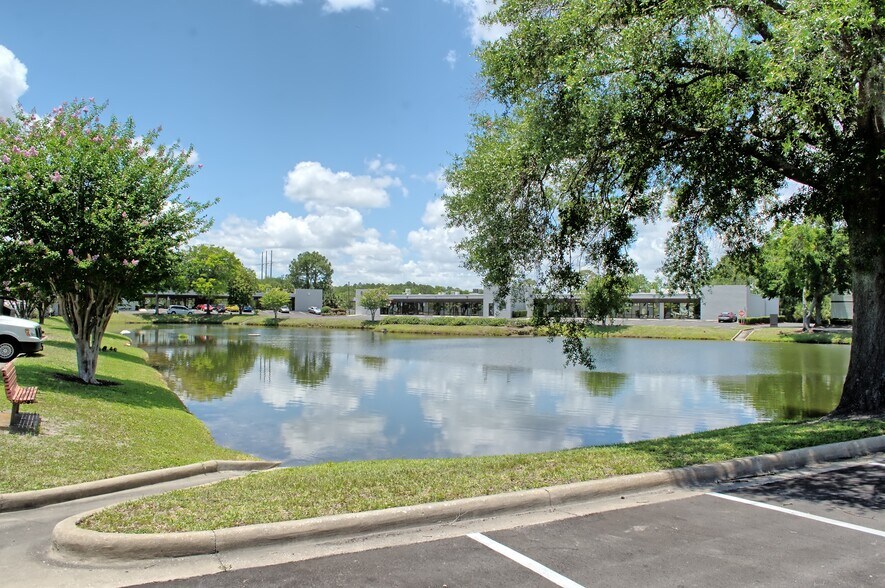More Photos Of 705 W State Road 434, Longwood Unknown For Lease