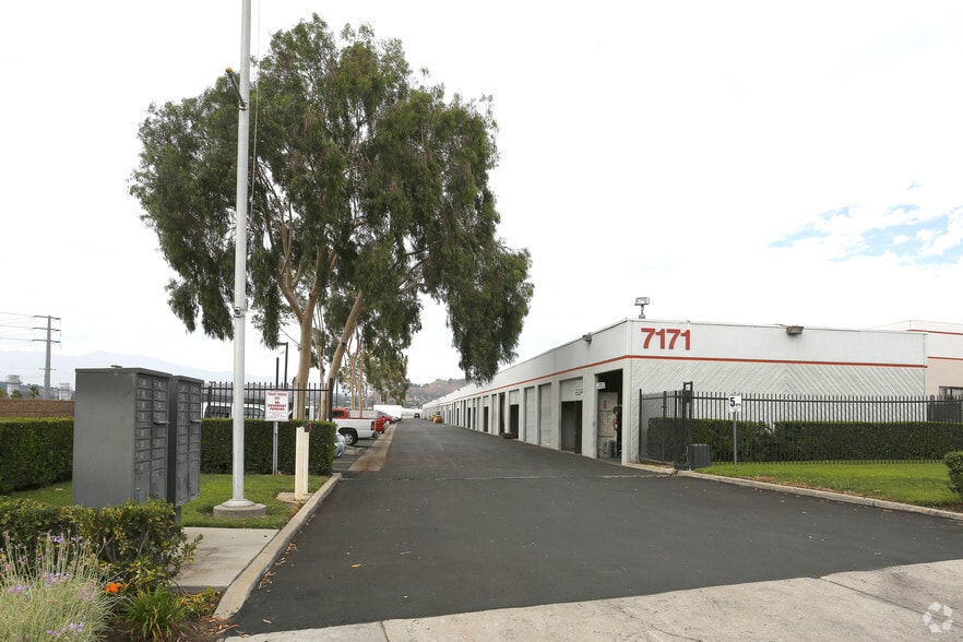 More Photos Of 7171 Jurupa Ave, Riverside Warehouse For Lease