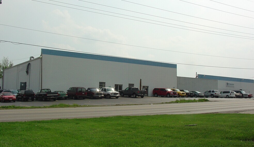 More Photos Of 2554 Needmore Rd, Dayton Warehouse For Lease