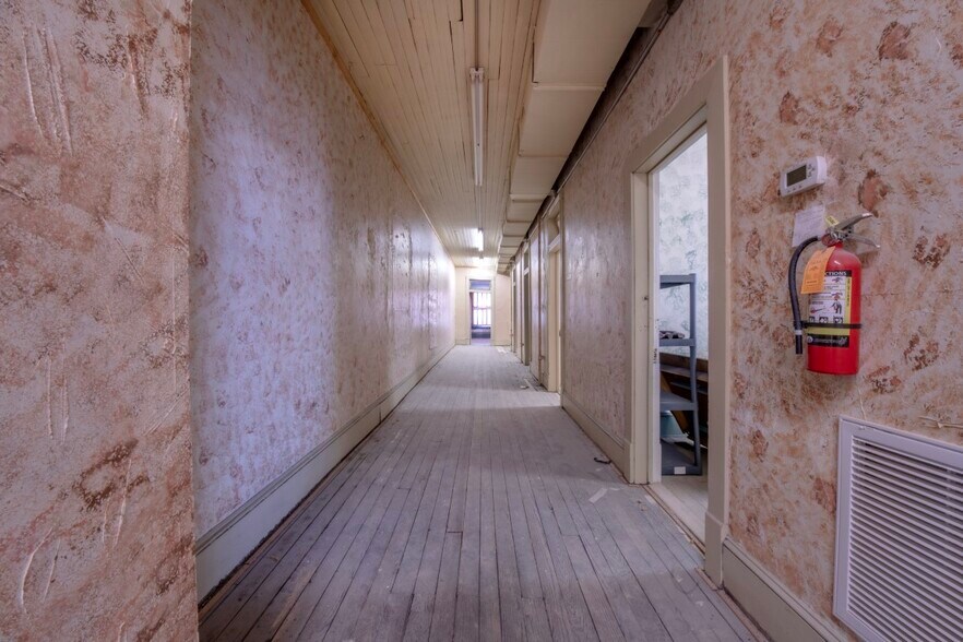 More Photos Of 130 N Arendell Ave, Zebulon Storefront Retail Office For Sale