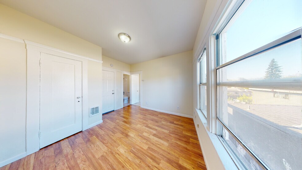 More Photos Of 2601-2605 High St, Oakland Apartments For Sale