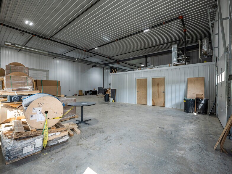 More Photos Of 2425 Township Road 414, Dundee Warehouse For Sale