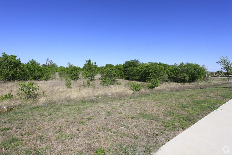 More Photos Of 14400 The Lakes Blvd, Pflugerville Office For Lease