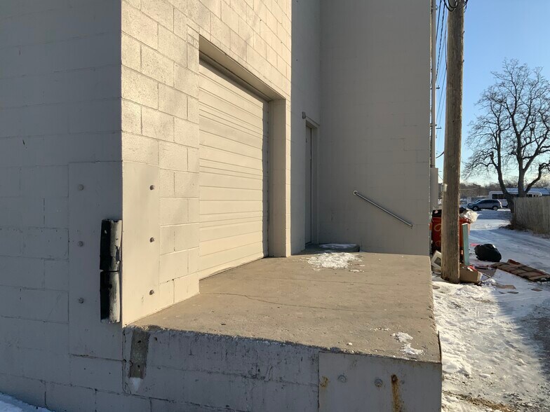 More Photos Of 1935 Q St, Lincoln Freestanding For Sale