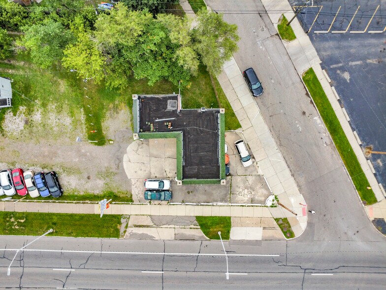 More Photos Of 14760 Gratiot Ave, Detroit Specialty For Sale