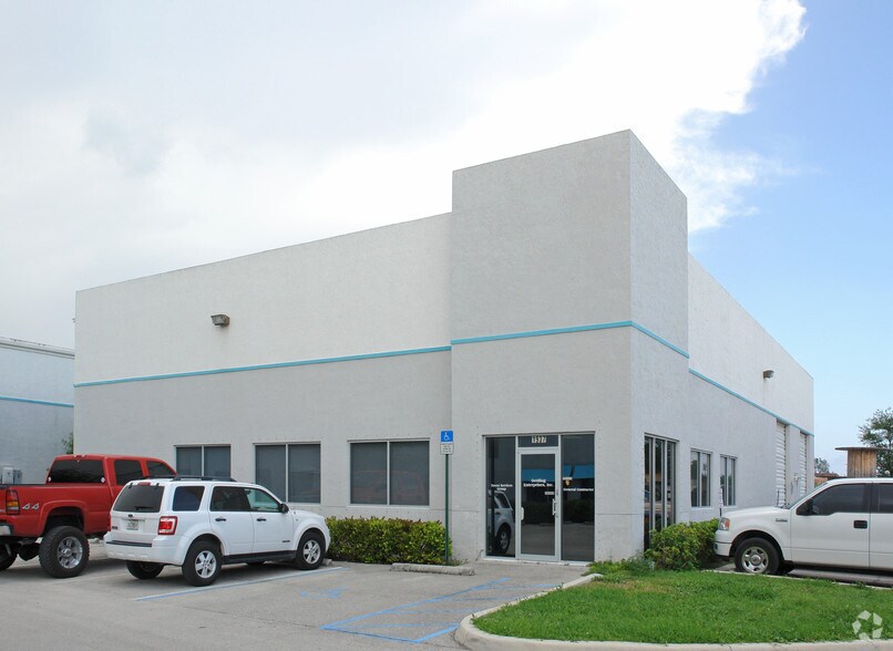 More Photos Of 1937 NW 40th Ct, Pompano Beach Warehouse For Lease